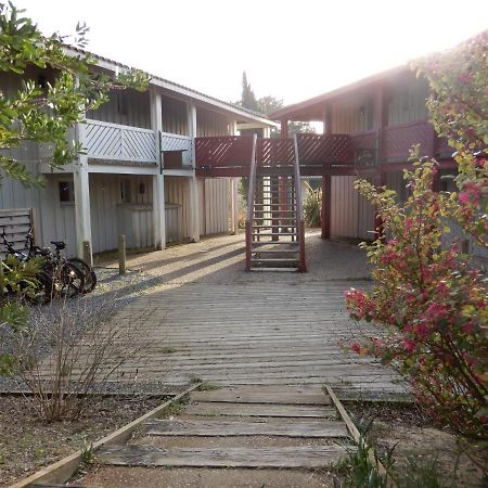 Appartement Au Domaine Du Golf Dans Residence De Vacance モリエ・エマー エクステリア 写真