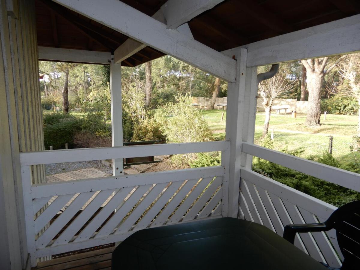 Appartement Au Domaine Du Golf Dans Residence De Vacance モリエ・エマー エクステリア 写真
