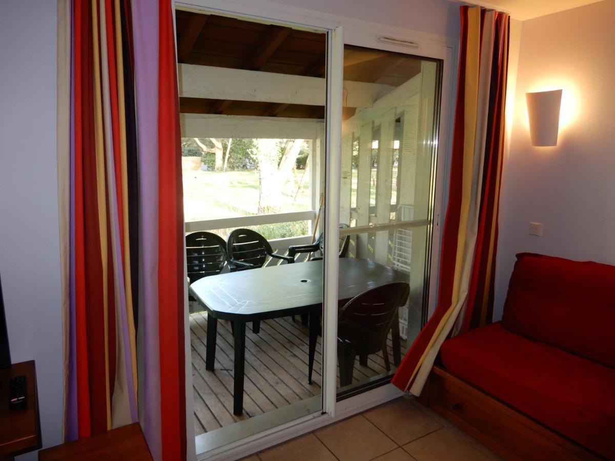 Appartement Au Domaine Du Golf Dans Residence De Vacance モリエ・エマー エクステリア 写真