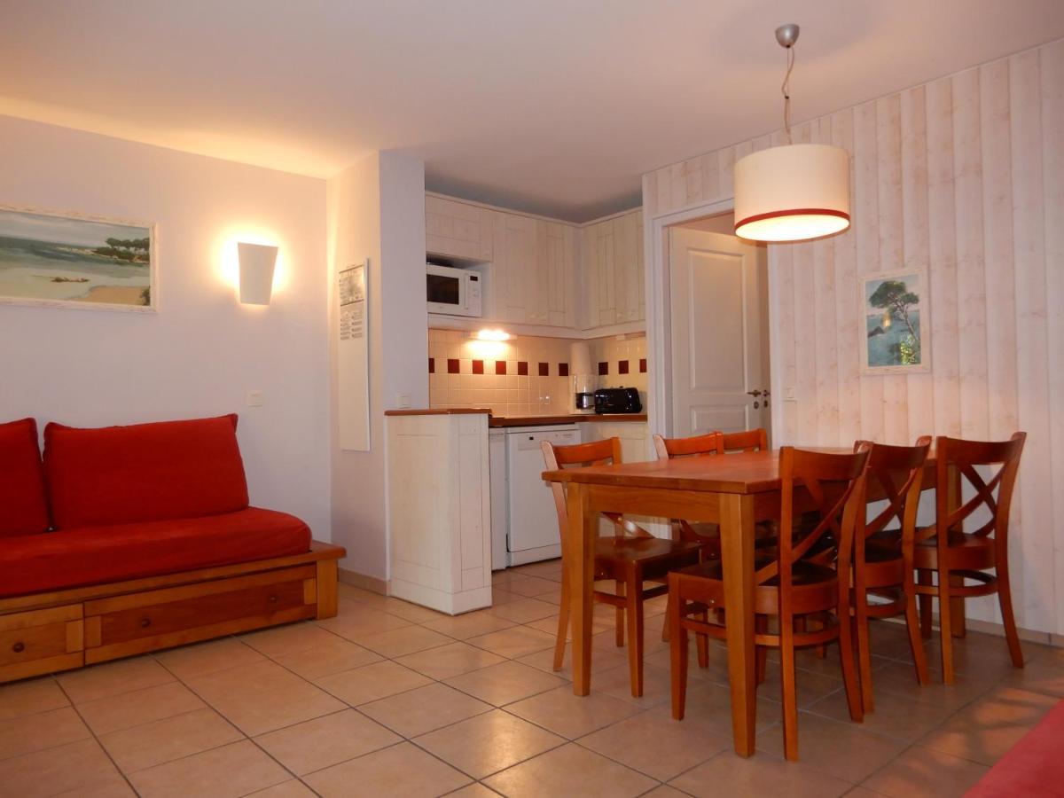 Appartement Au Domaine Du Golf Dans Residence De Vacance モリエ・エマー エクステリア 写真